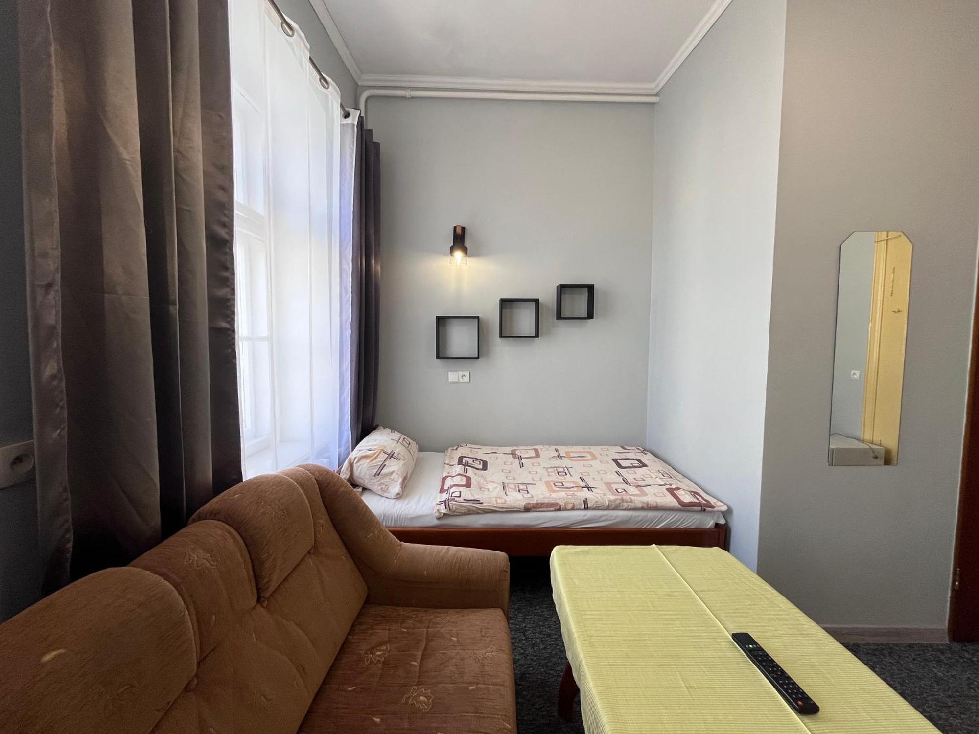 Hotel Polonia Namysłów エクステリア 写真
