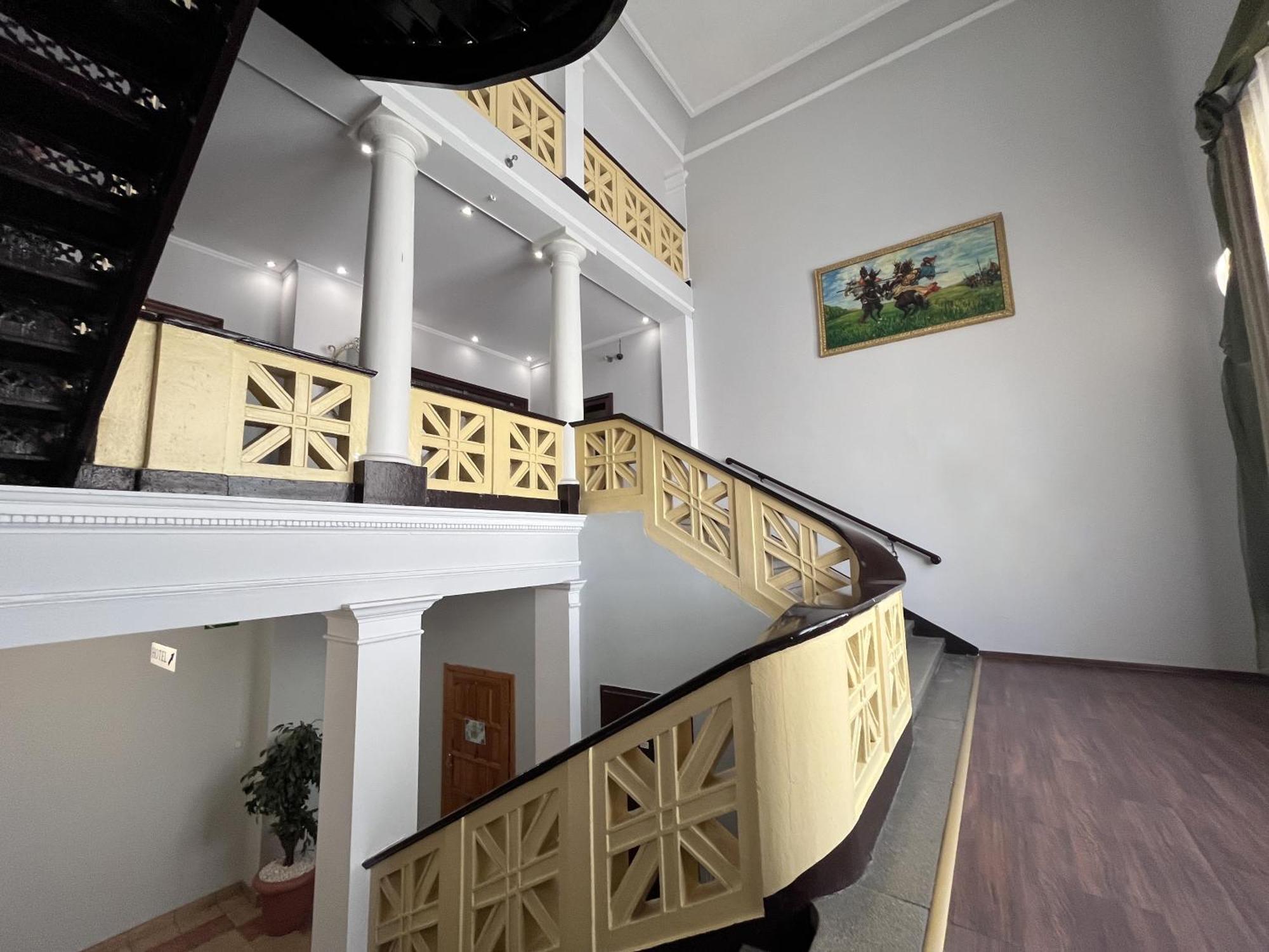 Hotel Polonia Namysłów エクステリア 写真