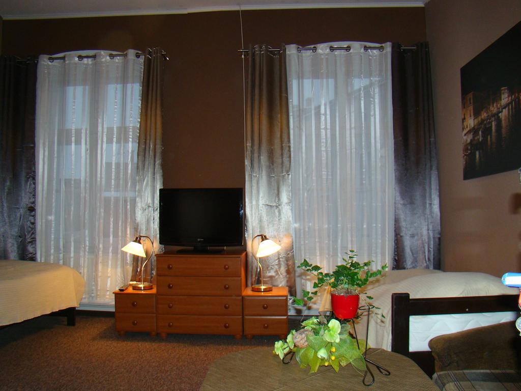 Hotel Polonia Namysłów 部屋 写真
