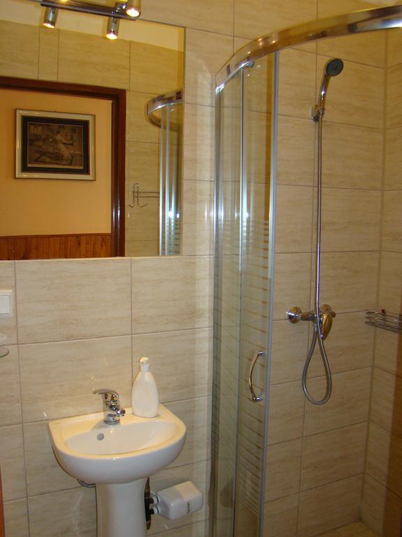 Hotel Polonia Namysłów 部屋 写真